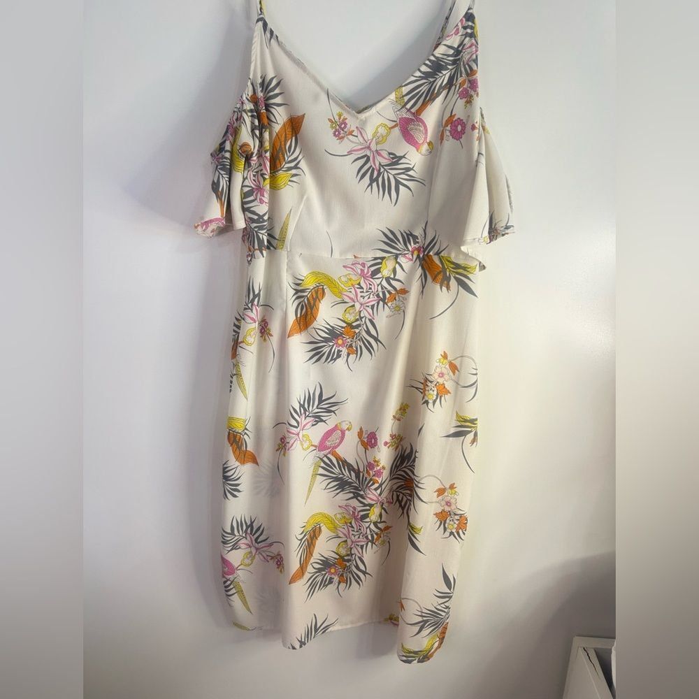 Cotton On Yellow Green Flutter Sleeve Sundress women. Size L
